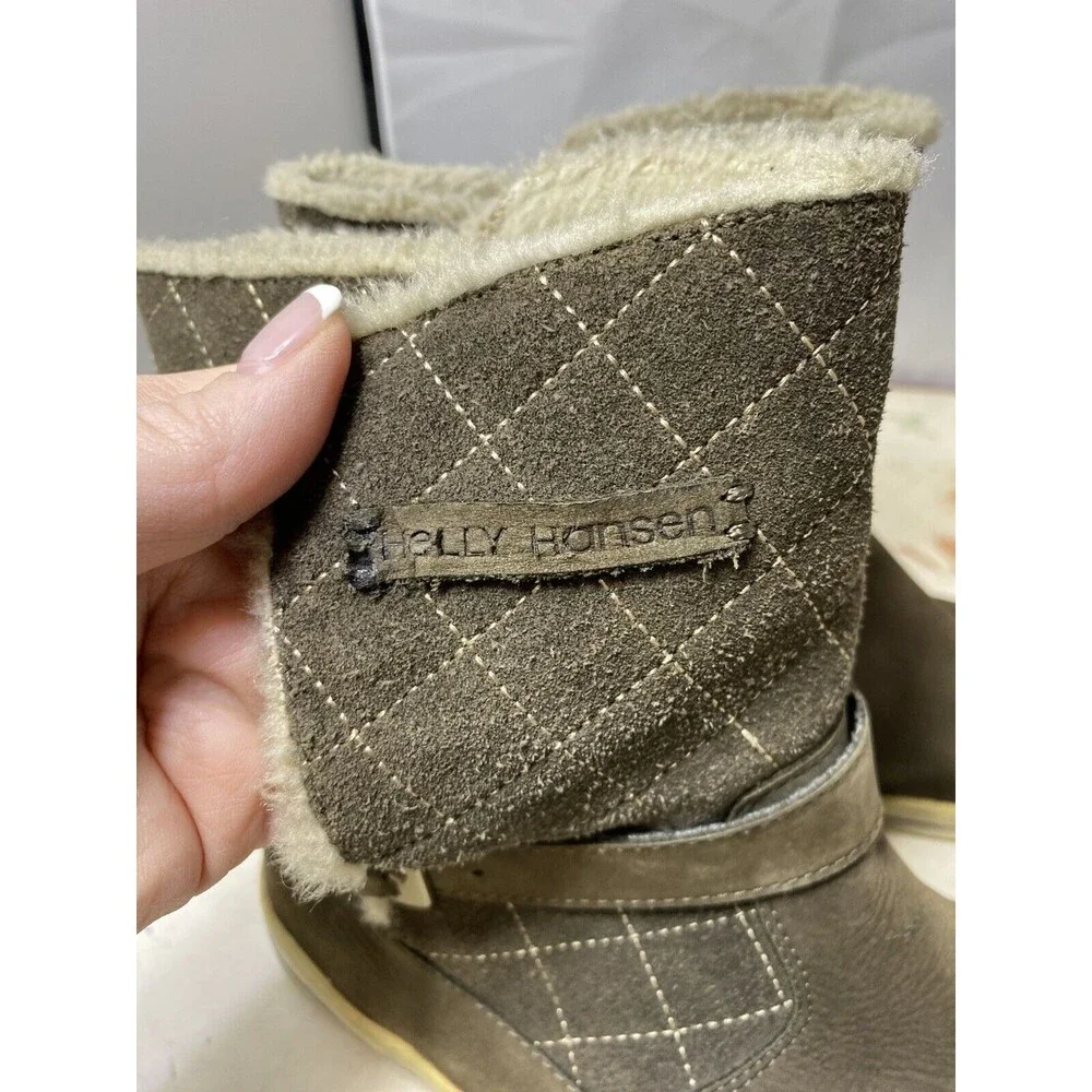 Helly Hansen Women`s Green Leather Boots Size 8